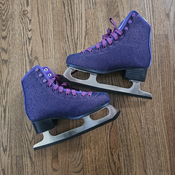 Hannah Montana Girls Figure Skates - Picture 2 of 4